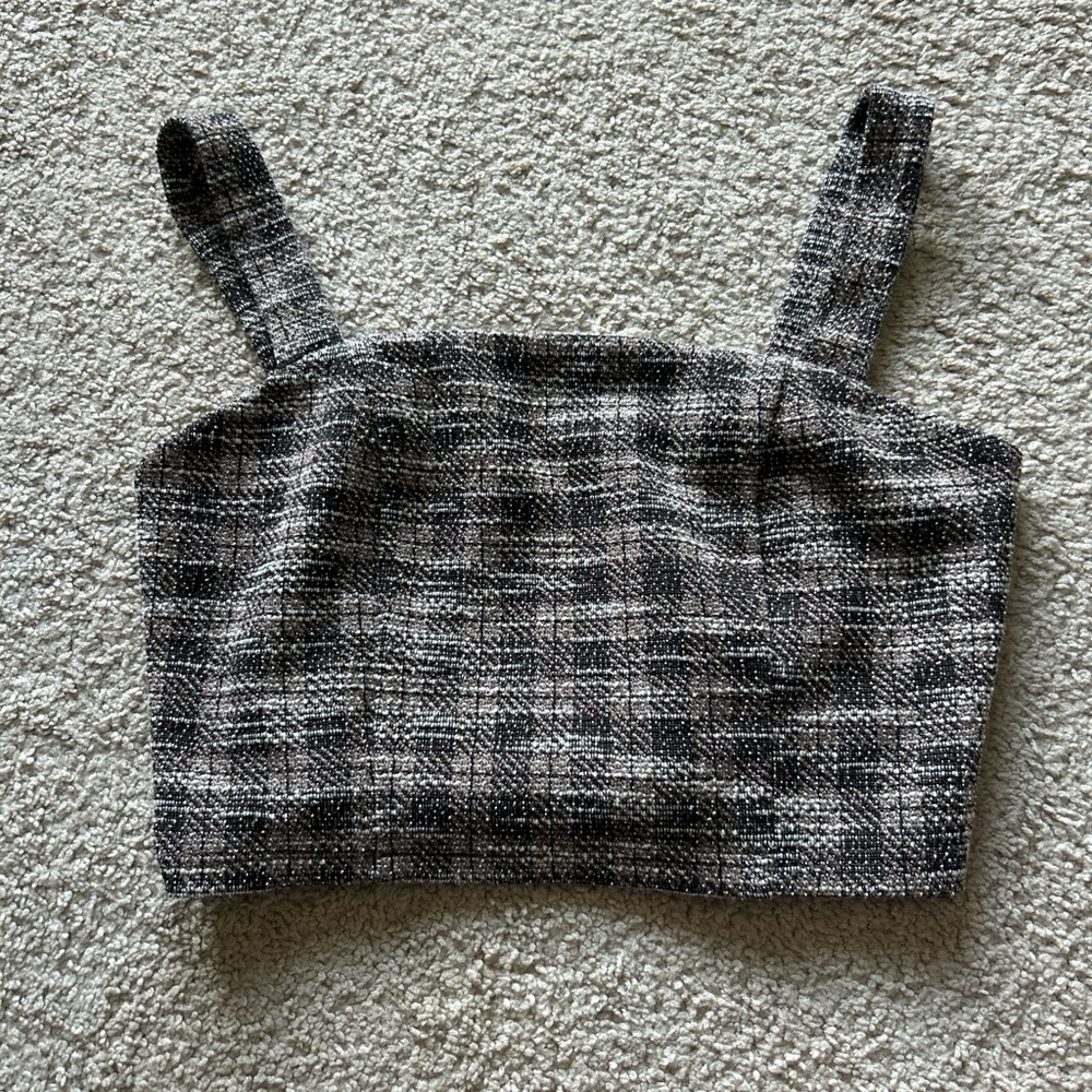 ILLA ILLA Black and White Boxy Crop Tank Top